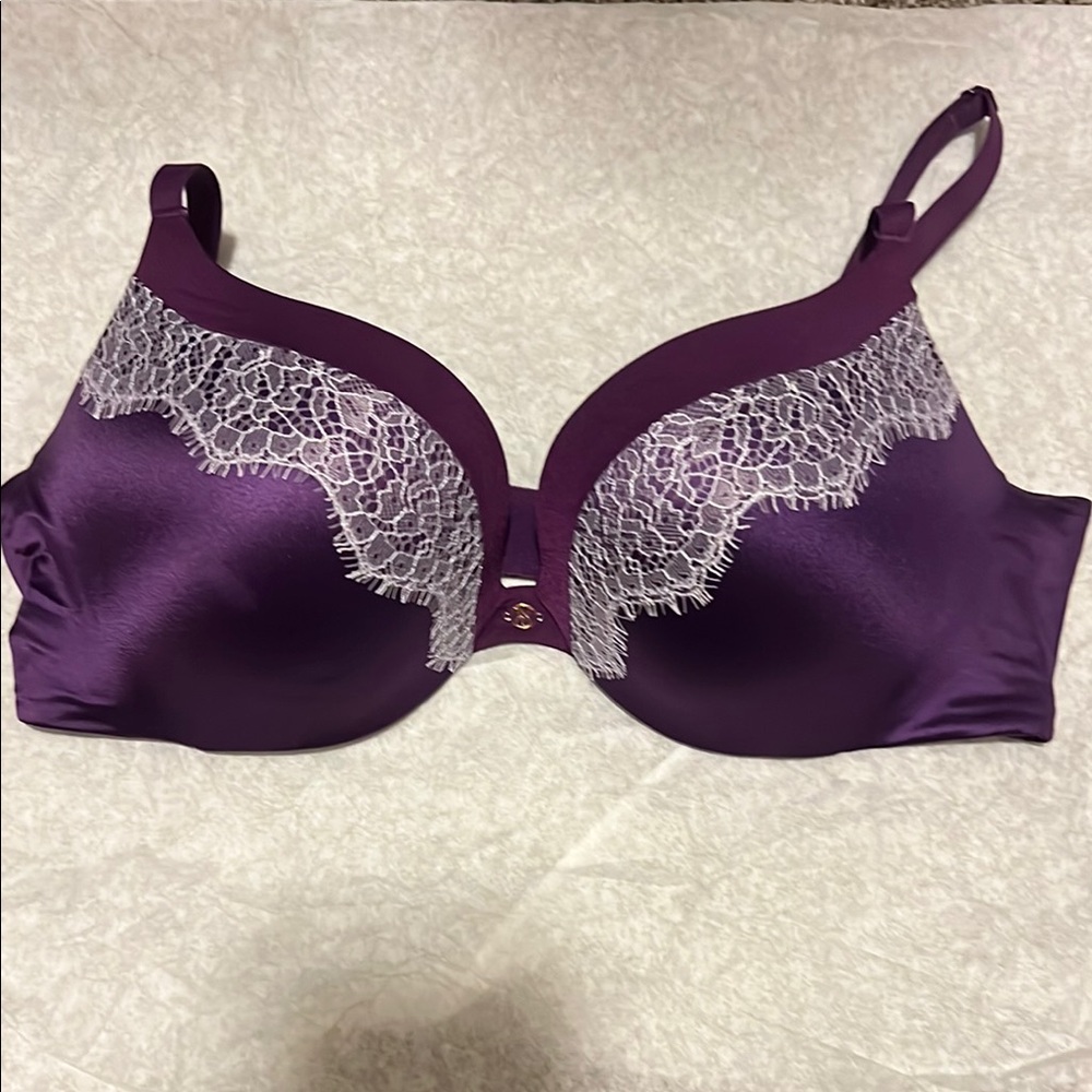 Victoria’s Secret 36b push up Elegant Purple Lace Trim Bra